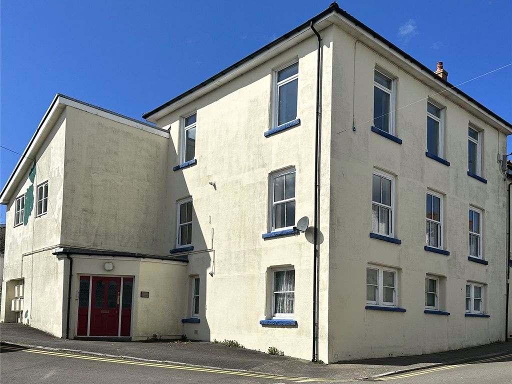 1 bed flat to rent in Flat 4, Warrior House, High Street, Neyland, Milford Haven SA73, £595 pcm