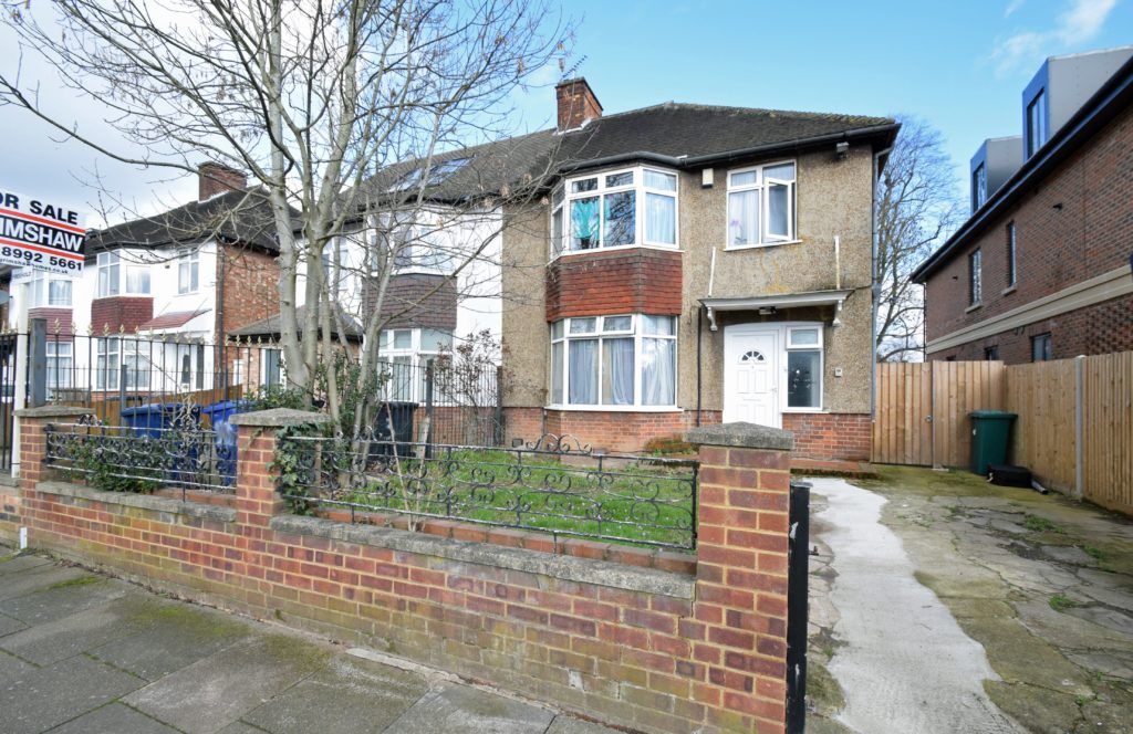 4 bed semi-detached house for sale in Creswick Road, West Acton W3, £899,950