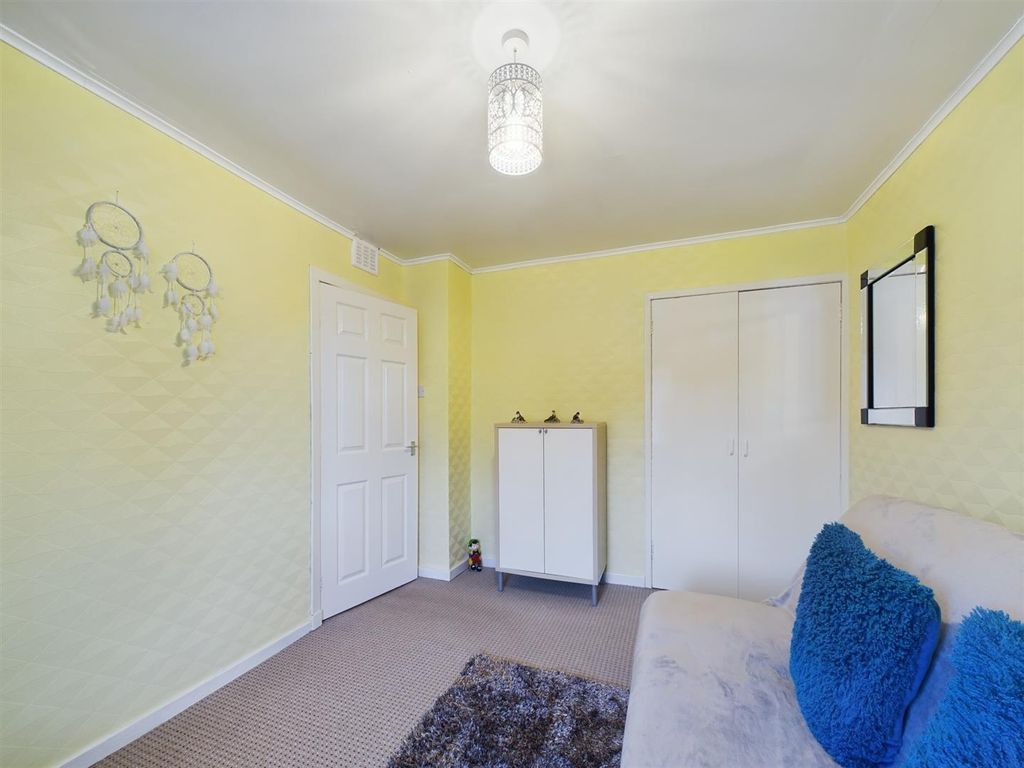 2 bed property for sale in 69 Cairns Crescent, Perth PH1, £125,000