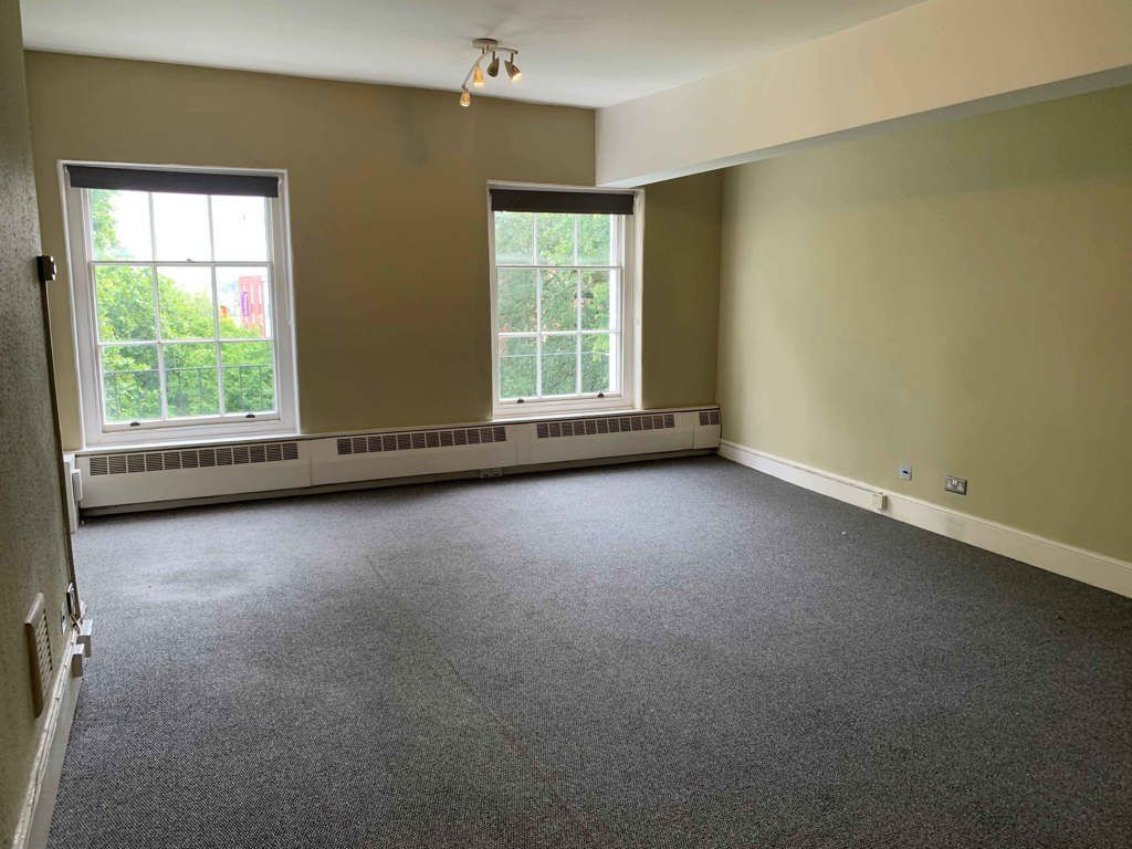 Office to let in 1 Southernhay West, Exeter, Devon EX1, £4,500 pa