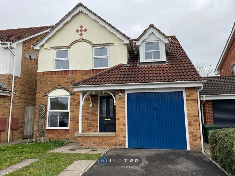 3 bed detached house to rent in The Culvert, Bradley Stoke, Bristol BS32, £1,750 pcm