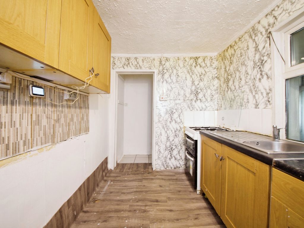3 bed terraced house for sale in Herbert Street, London E13, £325,000
