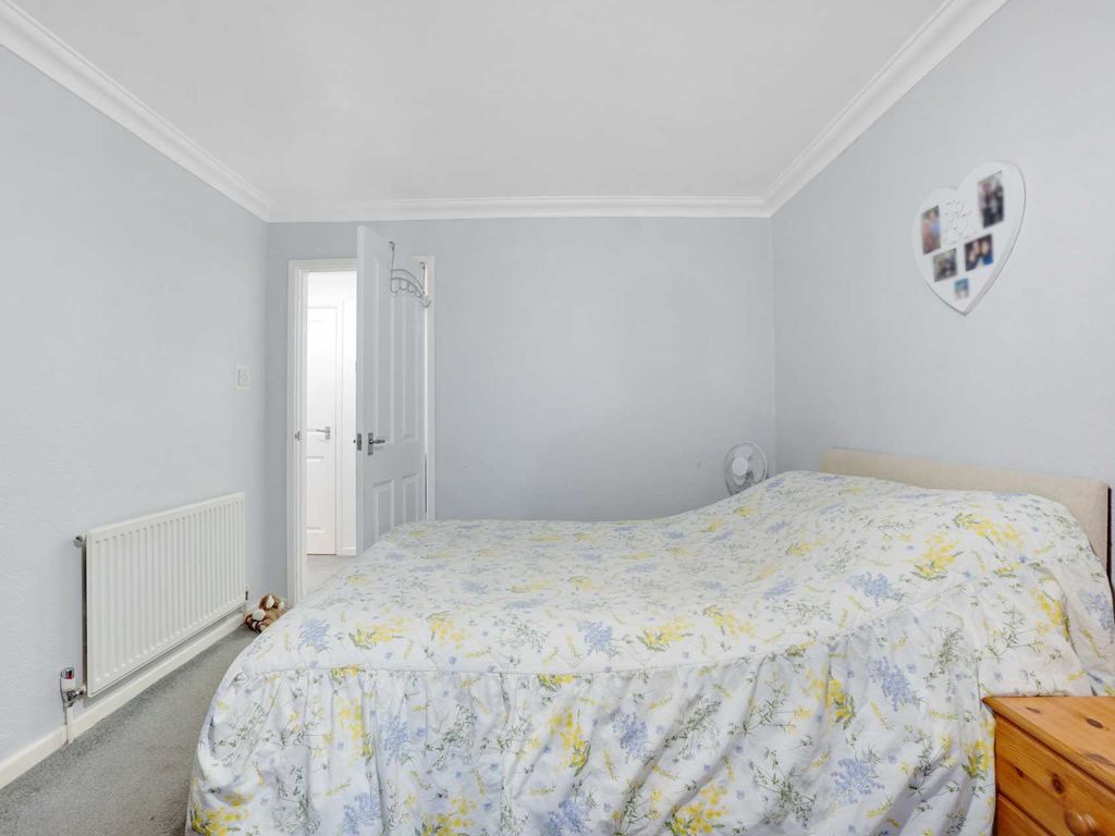 1 bed semi-detached house for sale in Elmstone Road, Gillingham ME8, £275,000