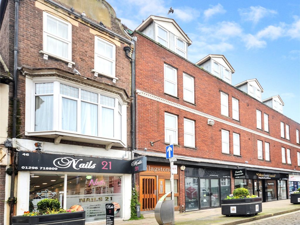 1 bed flat for sale in Flagstones, Granville Place, Aylesbury, Buckinghamshire HP20, £130,000