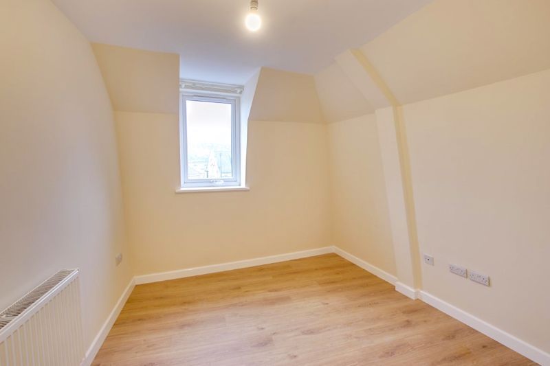 1 bed flat to rent in Wellsway, Bath BA2, £1,095 pcm