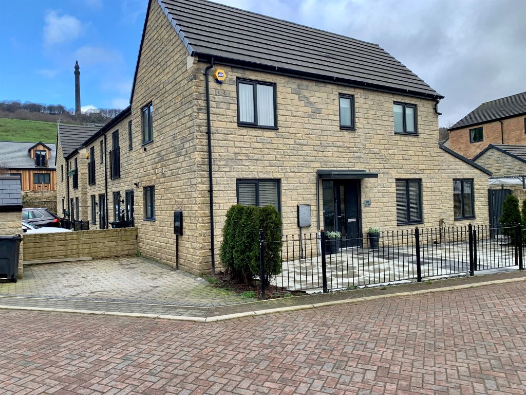 3 bed semi-detached house for sale in Beck Road, Sowerby Bridge HX6, £290,000