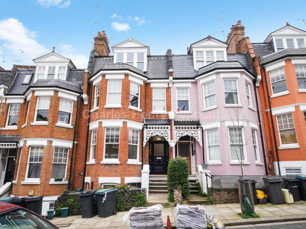 2 bed flat to rent in Milton Road, Highgate N6, £2,700 pcm