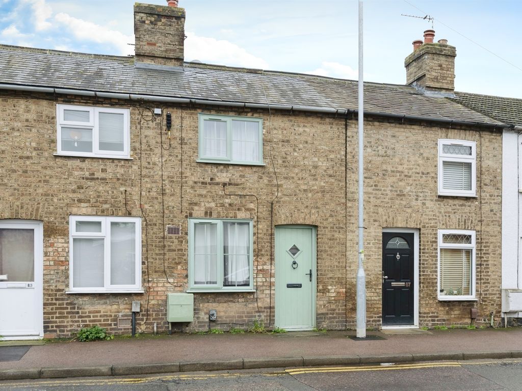 2 bed terraced house for sale in Hitchin Street, Biggleswade SG18, £260,000