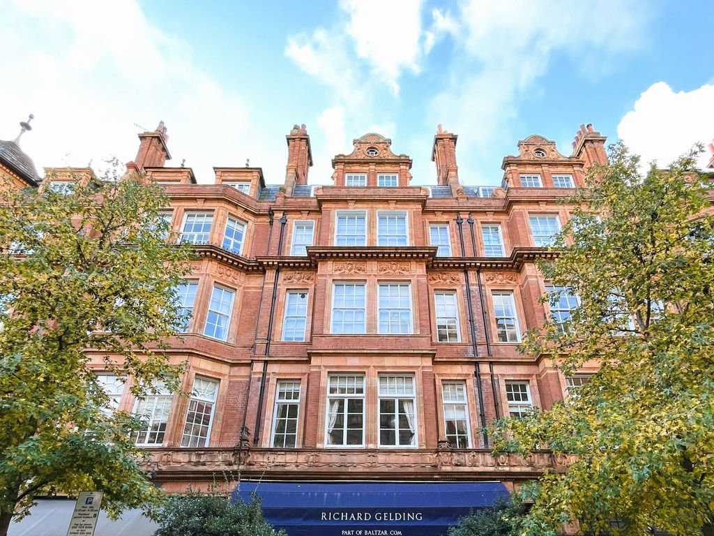 5 bed flat for sale in North Audley Street, Mayfair, London W1K, £10,500,000