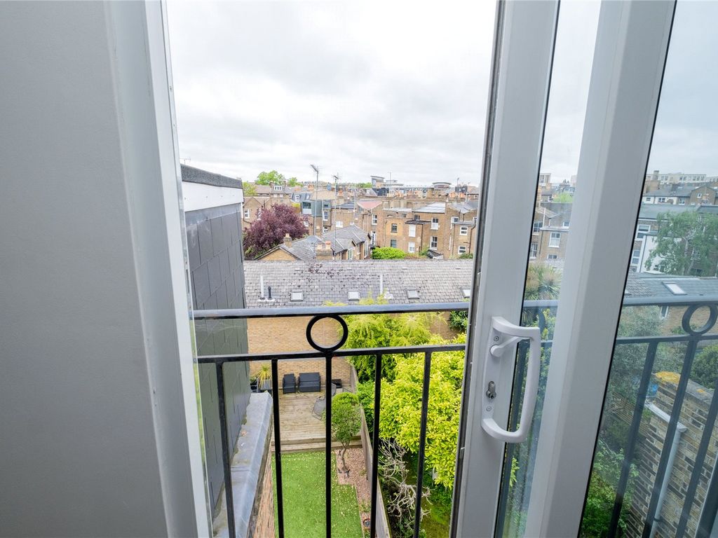 5 bed terraced house for sale in Riversdale Road, London N5, £2,000,000