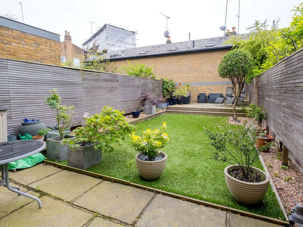 5 bed terraced house for sale in Riversdale Road, London N5, £2,000,000