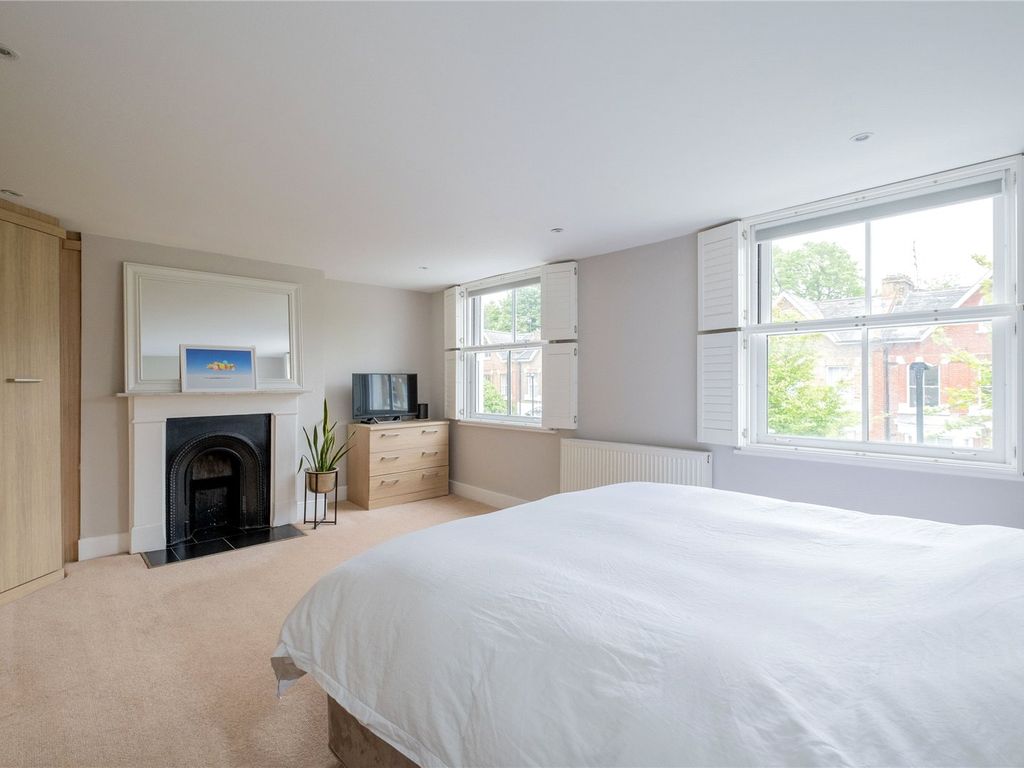 5 bed terraced house for sale in Riversdale Road, London N5, £2,000,000