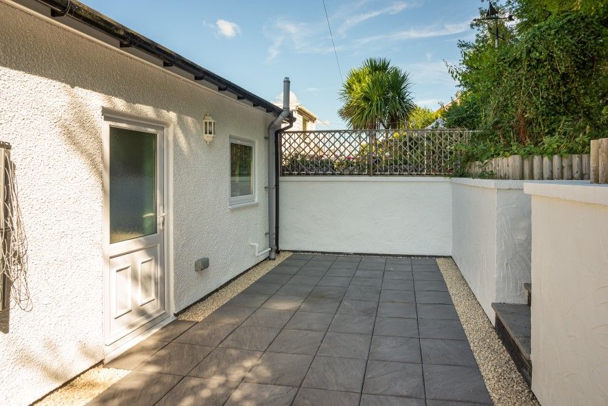 3 bed end terrace house for sale in 33 Beach Road, Y Felinheli, Gwynedd, Gwynedd LL56, £175,000