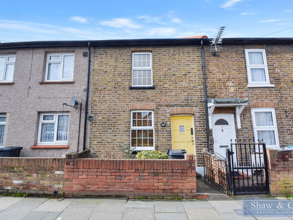 2 bed terraced house for sale in Martindale Road, Hounslow TW4, £419,950