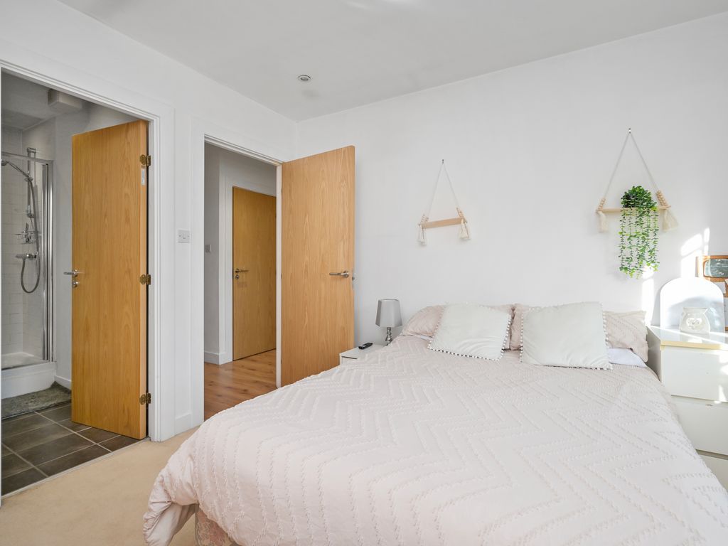 2 bed flat for sale in 60 Esk Bridge, Penicuik EH26, £180,000