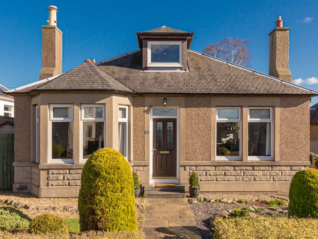 5 bed detached bungalow for sale in 21 Pearce Avenue, Corstorphine, Edinburgh EH12, £540,000