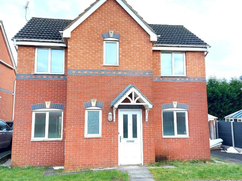 3 bed detached house to rent in Ravenglass Drive, Middleton, Manchester M24, £1,495 pcm