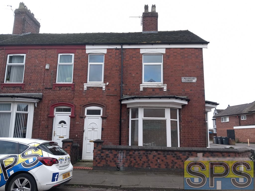 4 bed end terrace house to rent in Parkhouse Street, Stoke-On-Trent ST1, £850 pcm