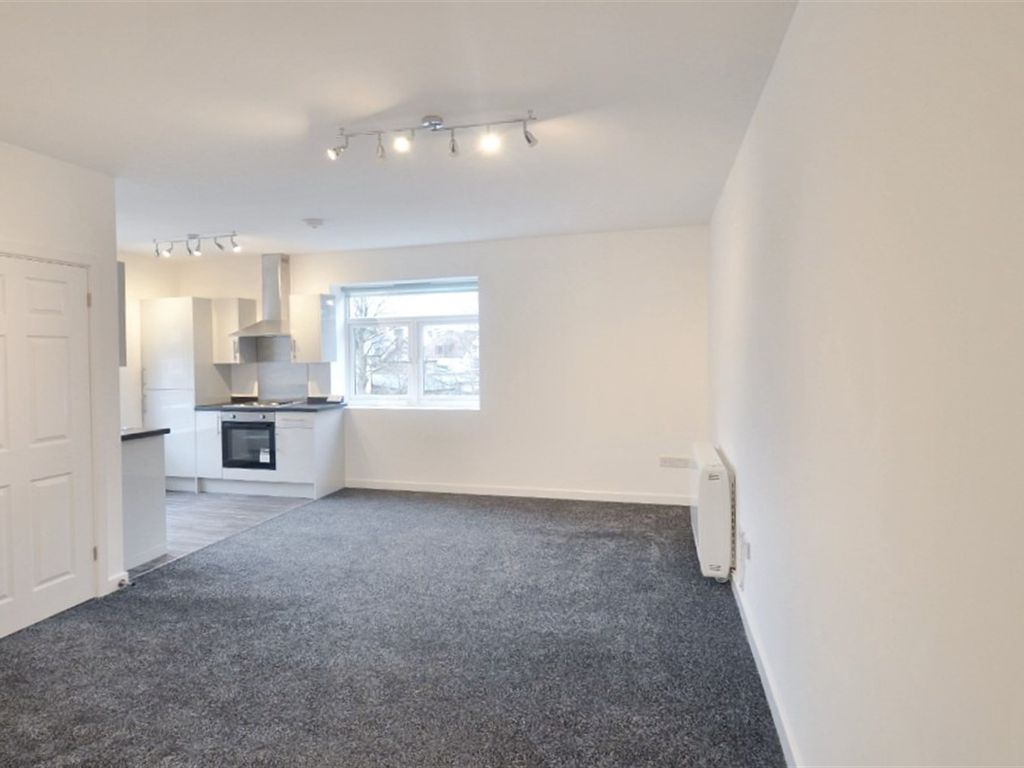 1 bed flat to rent in Storrington, West Sussex RH20, £850 pcm