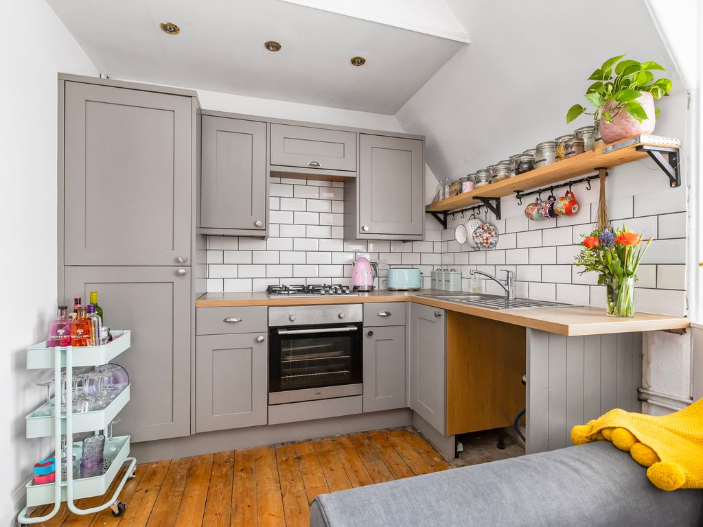 1 bed flat for sale in 32 Duddingston Mills, Duddingston, Edinburgh EH8, £150,000