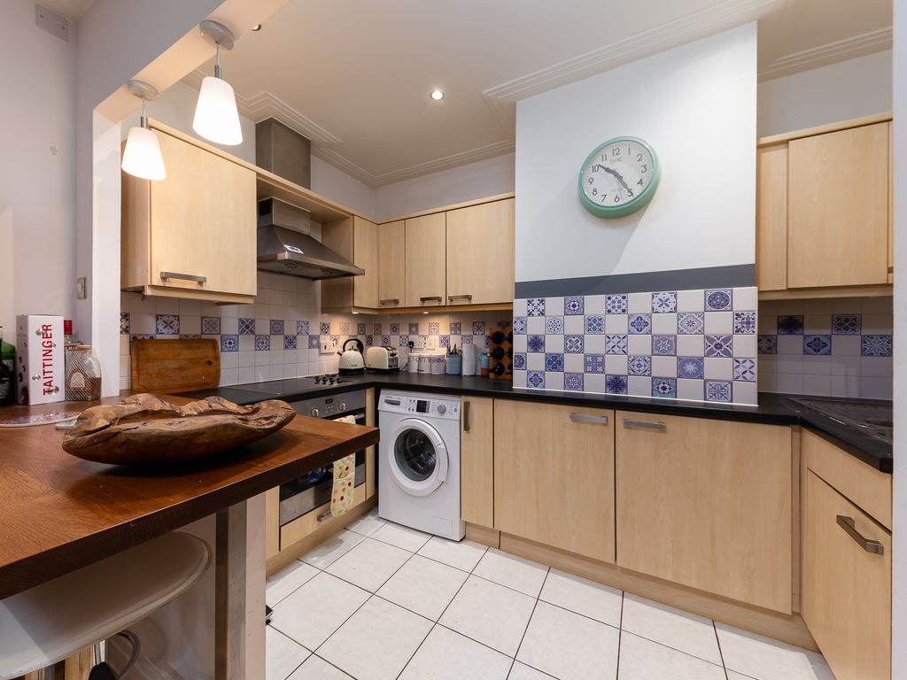 1 bed flat to rent in Drayton Park, London N5, £1,700 pcm