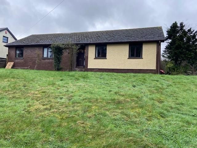 3 bed detached bungalow to rent in Penygarn Road, Tycroes, Ammanford SA18, £950 pcm