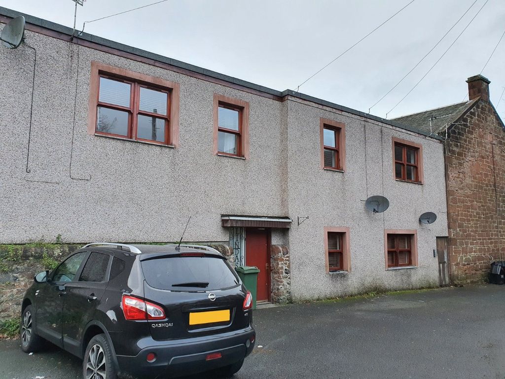 1 bed flat for sale in Horwood Place, Mauchline, East Ayrshire KA5, £22,500