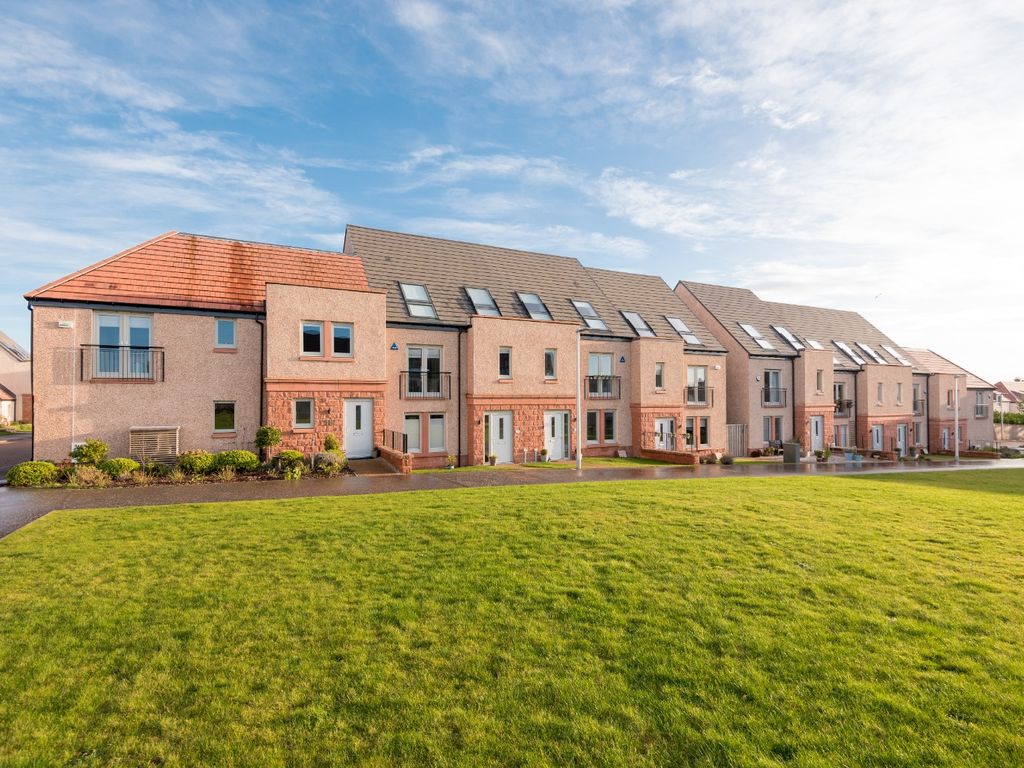 4 bed town house for sale in 22 College Way, Gullane, East Lothian EH31, £480,000