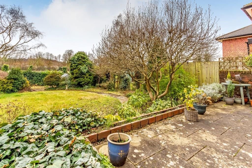 3 bed property for sale in Ashcombe Road, Dorking RH4, £895,000