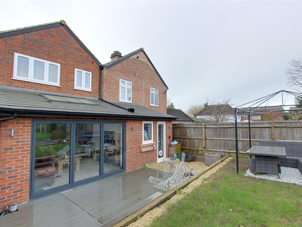 4 bed semi-detached house for sale in London Road, Aston Clinton, Aylesbury HP22, £1,000,000