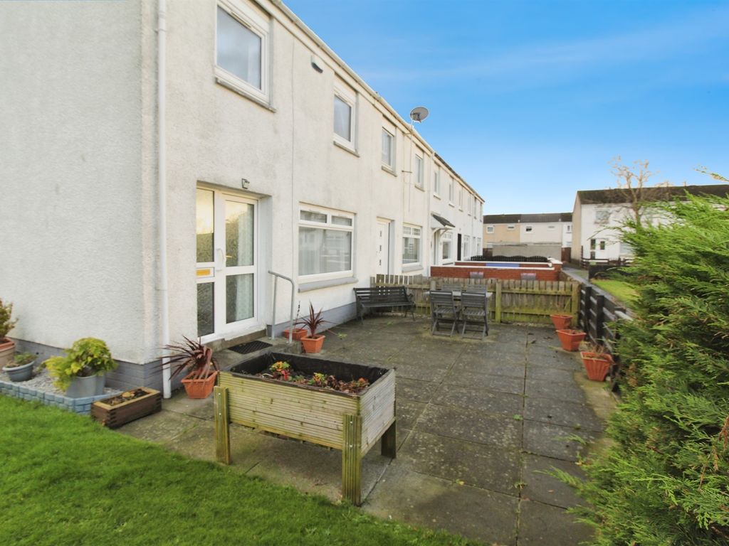 3 bed end terrace house for sale in Lee Avenue, Glasgow G33, £130,000