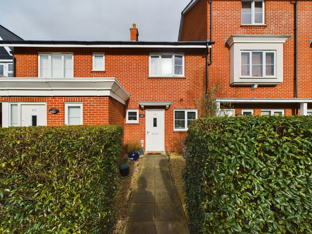 2 bed terraced house for sale in Sierra Road, High Wycombe HP11, £395,000