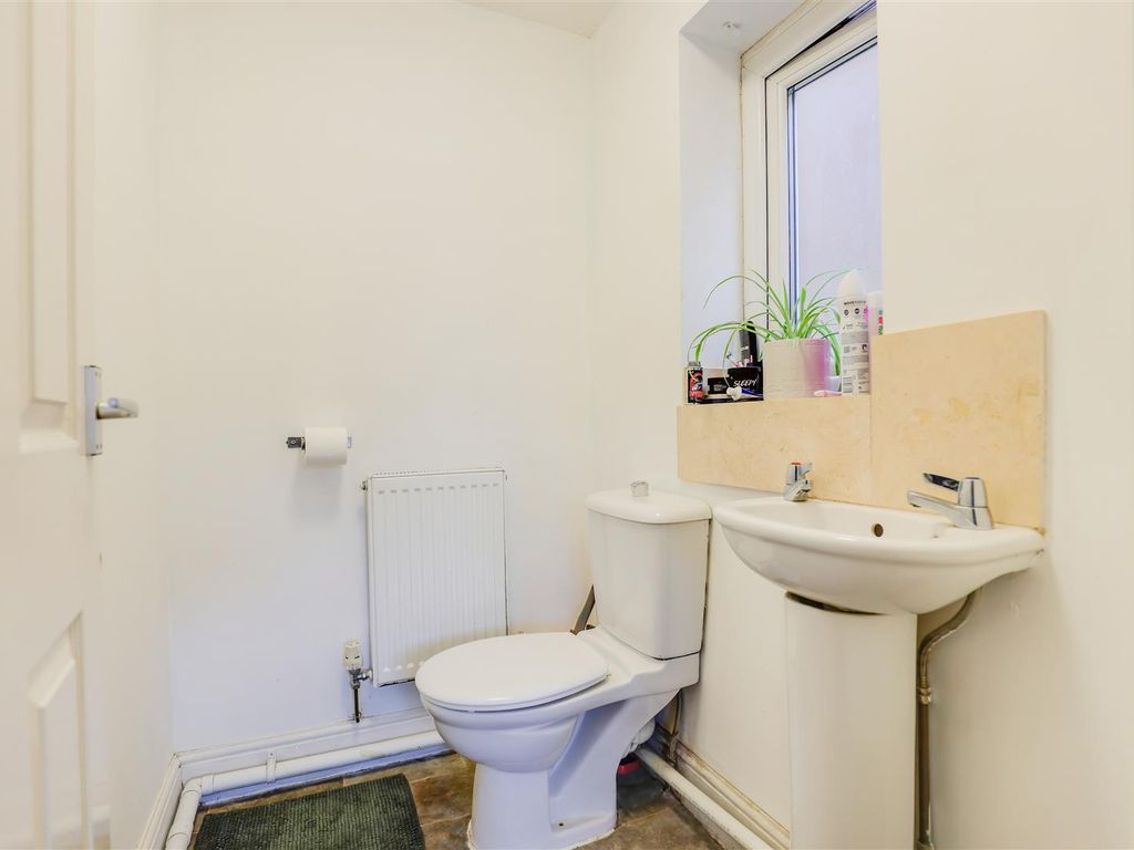 4 bed property for sale in Harrison Drive, St Mellons, Cardiff CF3, £320,000