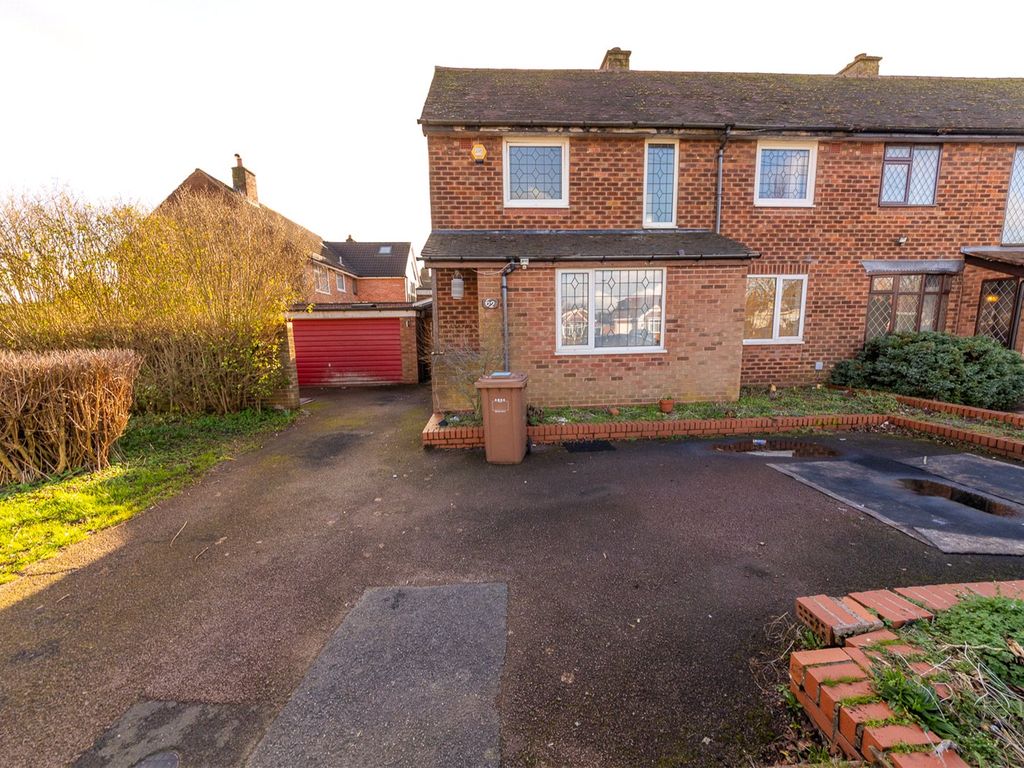 3 bed semi-detached house for sale in Cornyx Lane, Solihull, West Midlands B91, £365,000