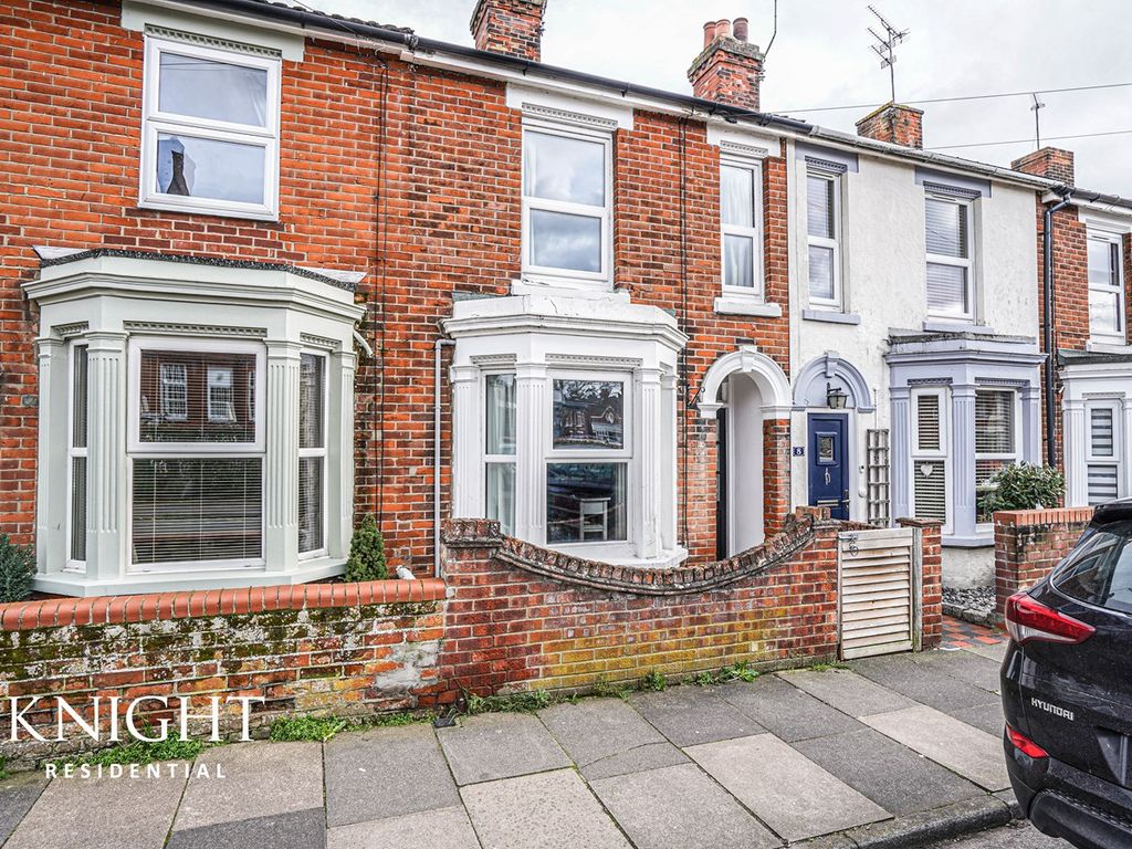 2 bed terraced house for sale in Barrington Road, Colchester CO2, £240,000