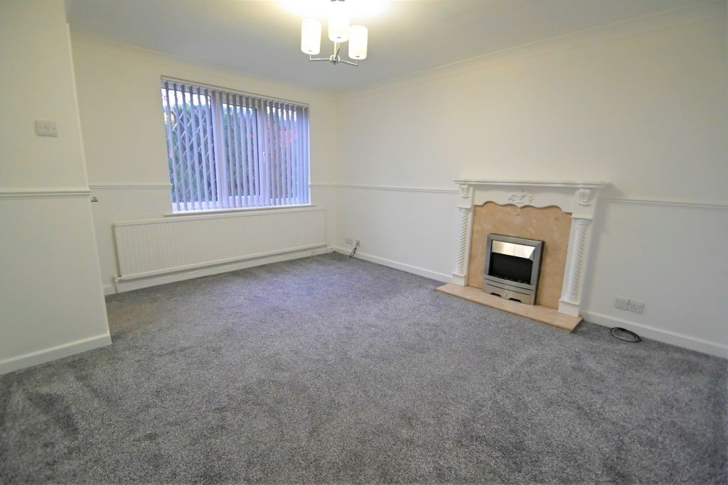 2 bed semi-detached house to rent in Bowland Close, Doncaster DN5, £750 pcm