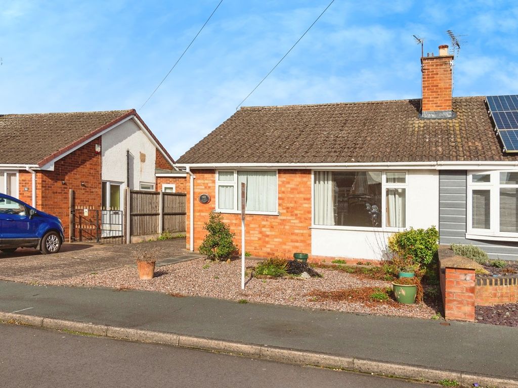 2 bed semi-detached bungalow for sale in Greenacres Way, Newport TF10, £210,000