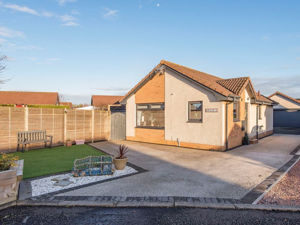 4 bed bungalow for sale in Windmill Court, Cellardyke, Anstruther KY10, £350,000