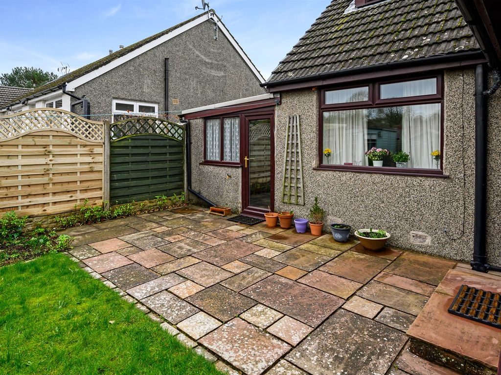 4 bed detached bungalow for sale in Hall Garth Gardens, Over Kellet, Carnforth LA6, £450,000