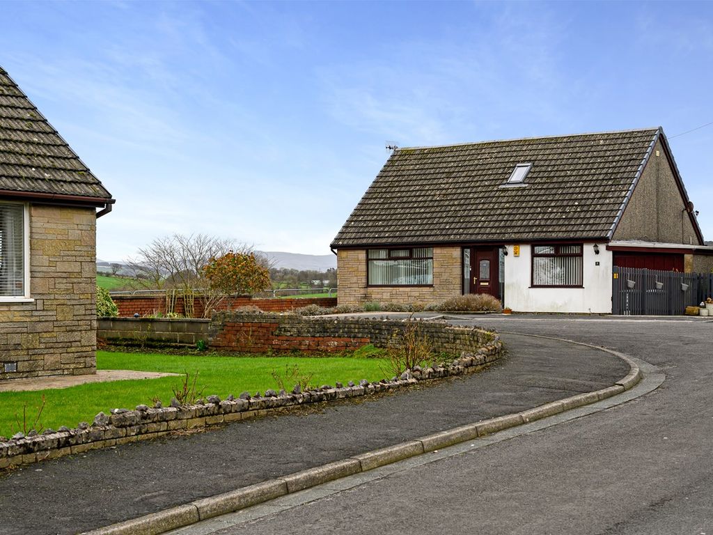 4 bed detached bungalow for sale in Hall Garth Gardens, Over Kellet, Carnforth LA6, £450,000