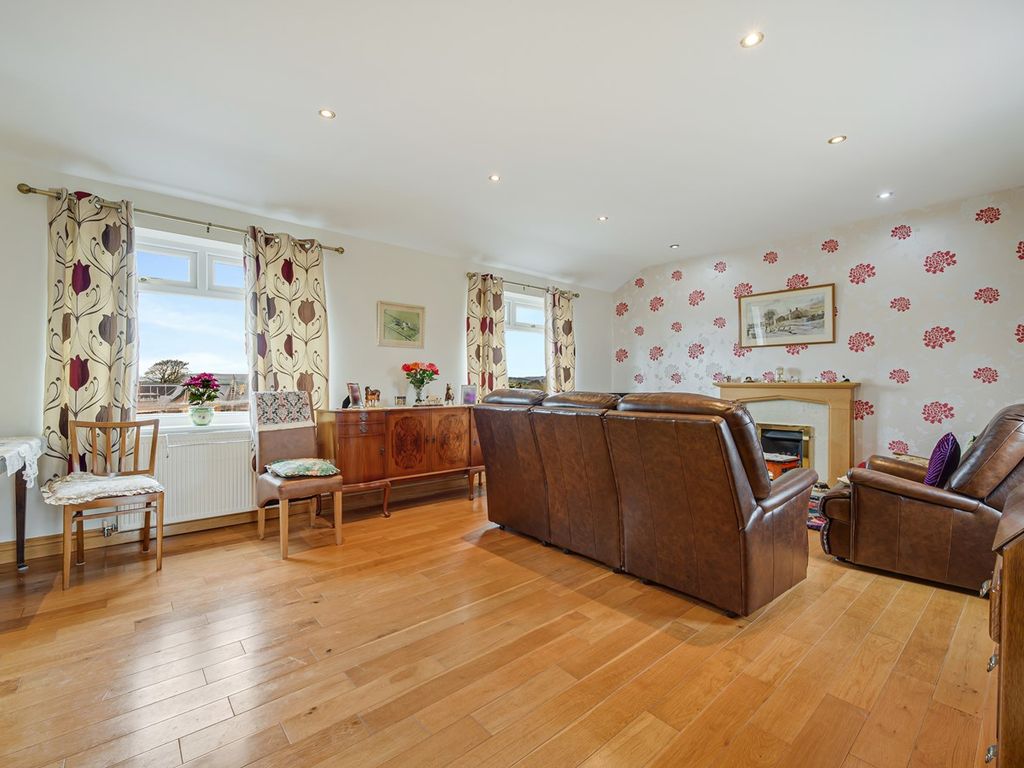 4 bed detached bungalow for sale in Hall Garth Gardens, Over Kellet, Carnforth LA6, £450,000
