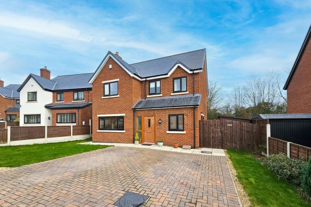 4 bed detached house for sale in Highfield Way, Hinstock, Market Drayton TF9, £250,000