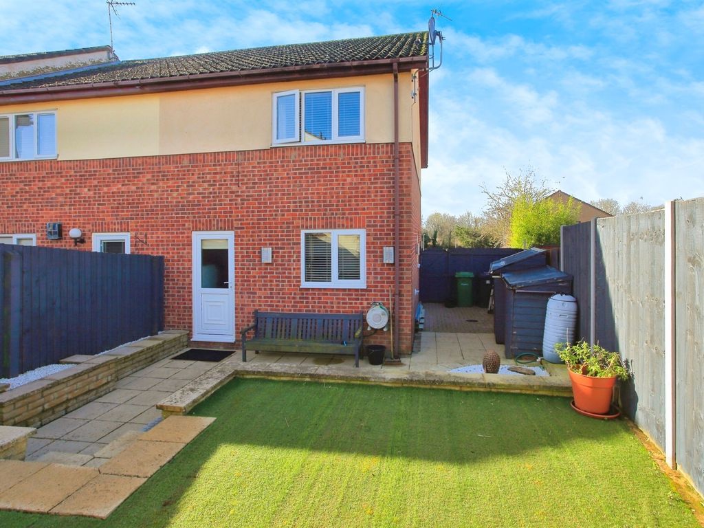 3 bed end terrace house for sale in Ambleside Gardens, Gunthorpe, Peterborough PE4, £250,000