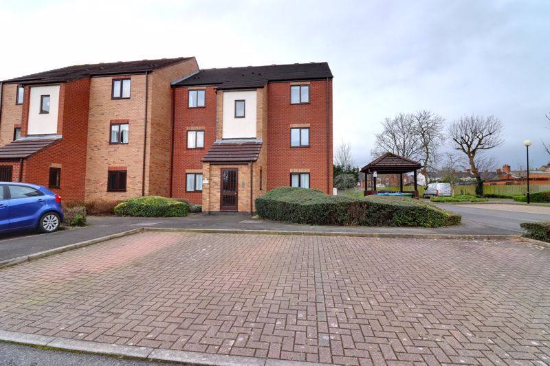 1 bed flat for sale in Peter James Court, Astonfields, Stafford ST16, £105,000