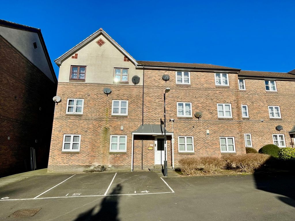2 bed flat for sale in Benwell Village Mews, Benwell Village, Newcastle Upon Tyne NE15, £75,000