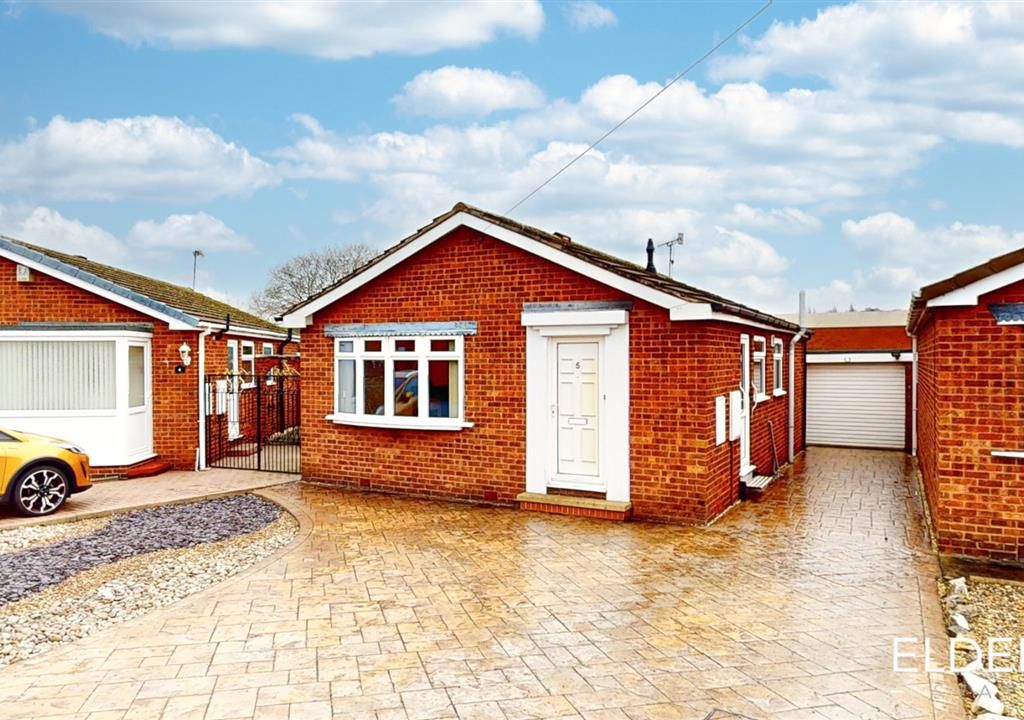 2 bed bungalow for sale in Charles Close, Ilkeston DE7, £230,000