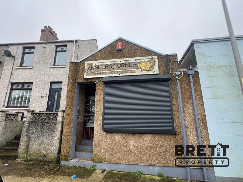 Retail premises for sale in Pill Road, Milford Haven, Pembrokeshire. SA73, £30,000