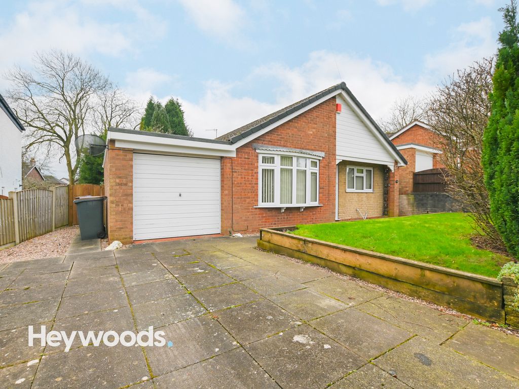 2 bed detached bungalow for sale in Broughton Road, Basford, Newcastle-Under-Lyme ST5, £280,000
