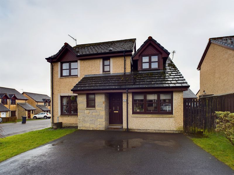 5 bed detached house for sale in Castledyke Way, Carstairs, Lanark ML11, £229,000