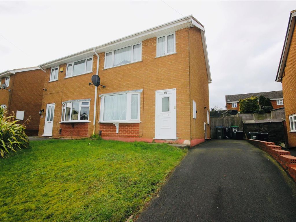 3 bed property for sale in Queens Drive, Rowley Regis B65, £230,000